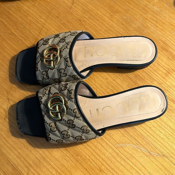Gucci Slides - Picture 2 of 4